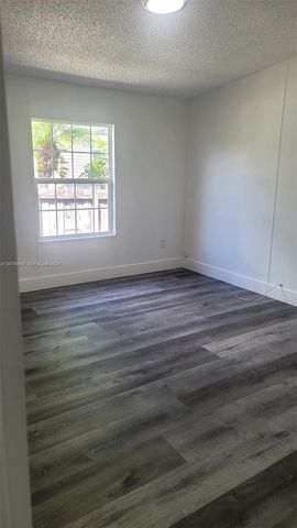 220 NE 12th Avenue 72, Homestead, FL 33030