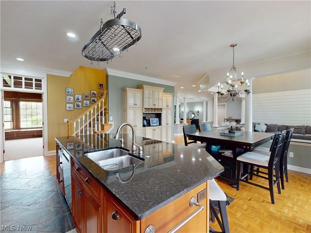 11205 Hampton Ridge Drive, Chardon, OH 44024