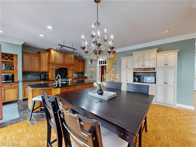 11205 Hampton Ridge Drive, Chardon, OH 44024