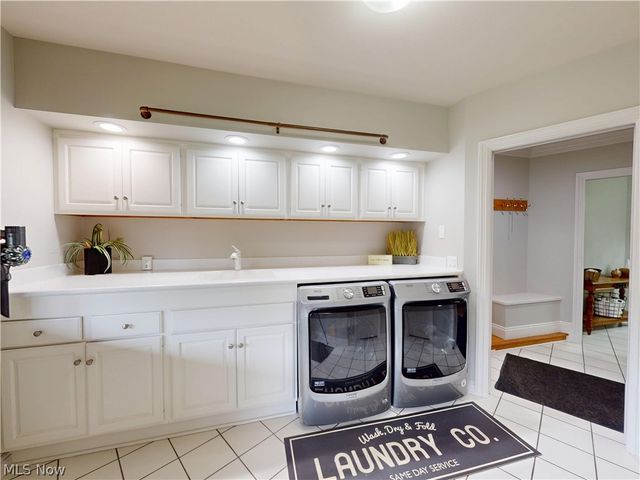 11205 Hampton Ridge Drive, Chardon, OH 44024