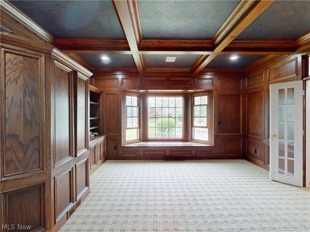 11205 Hampton Ridge Drive, Chardon, OH 44024