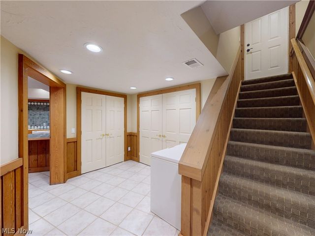 11205 Hampton Ridge Drive, Chardon, OH 44024