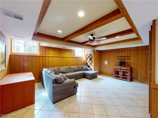 11205 Hampton Ridge Drive, Chardon, OH 44024