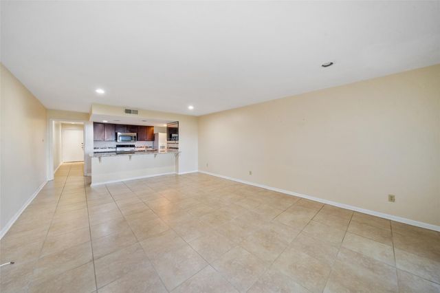 15575 Marina Drive 123A, Conroe, TX 77356