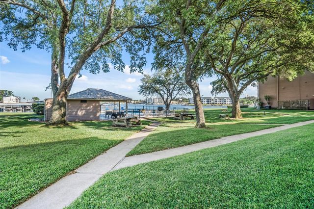 15575 Marina Drive 123A, Conroe, TX 77356
