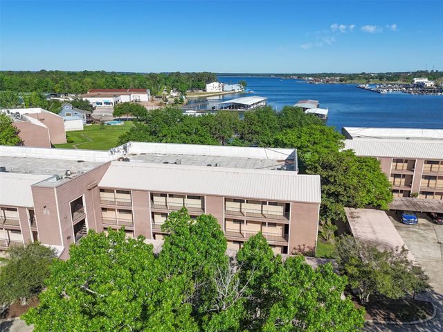 15575 Marina Drive 123A, Conroe, TX 77356
