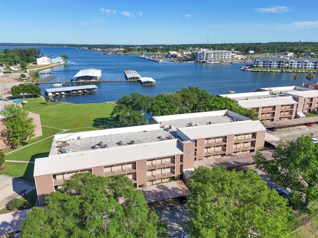 15575 Marina Drive 123A, Conroe, TX 77356