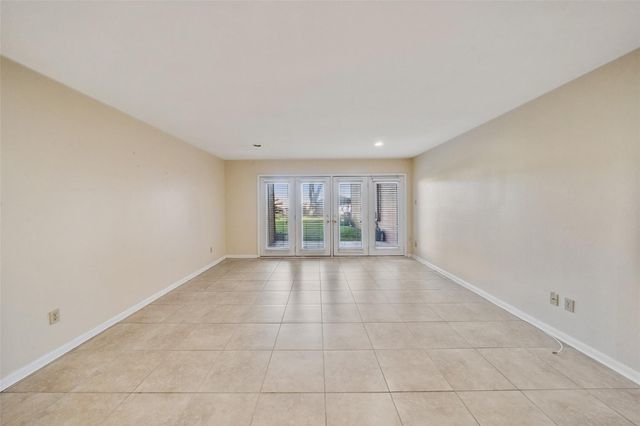 15575 Marina Drive 123A, Conroe, TX 77356