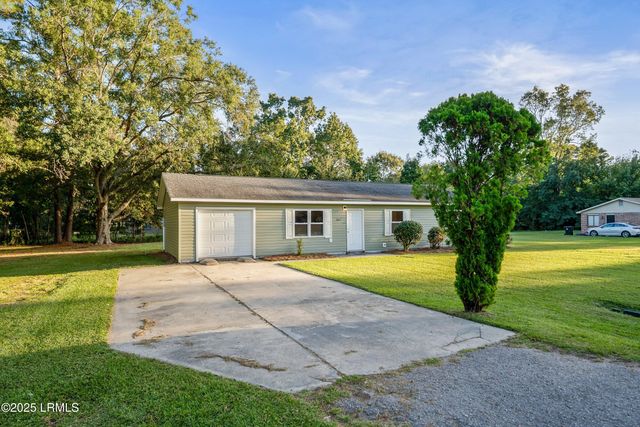 5617 Frederick Drive, Beaufort, SC 29906