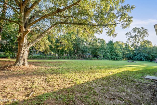 5617 Frederick Drive, Beaufort, SC 29906