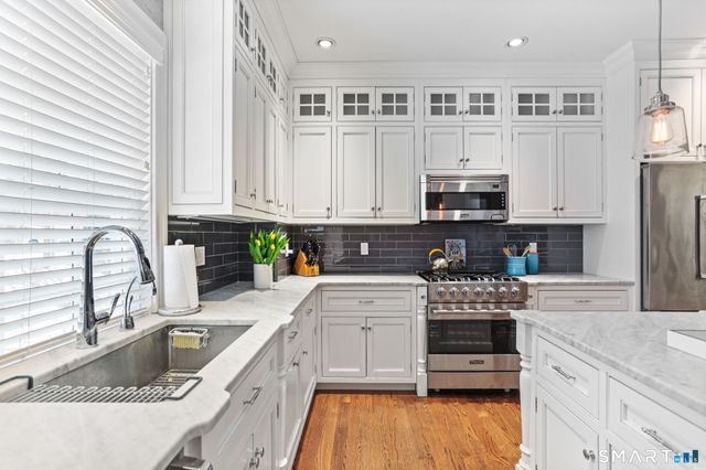 127 Spruce Street 127, Fairfield, CT 06890