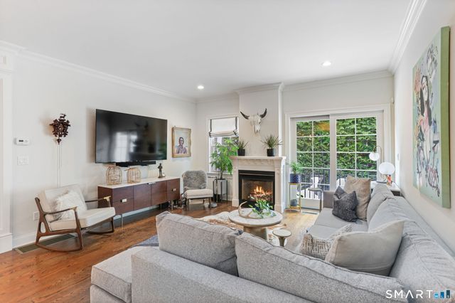 127 Spruce Street 127, Fairfield, CT 06890