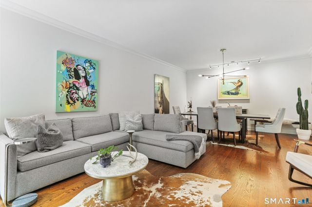 127 Spruce Street 127, Fairfield, CT 06890