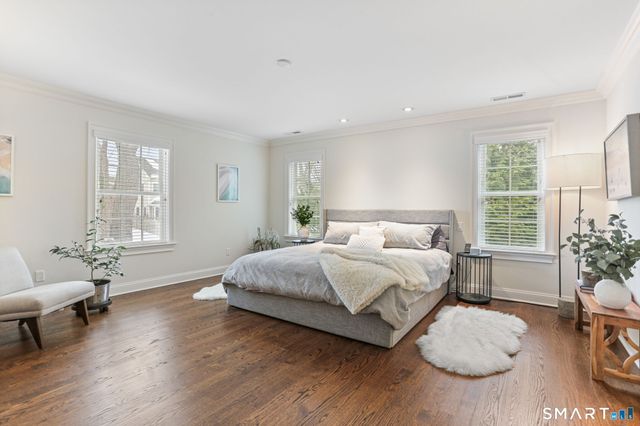 127 Spruce Street 127, Fairfield, CT 06890