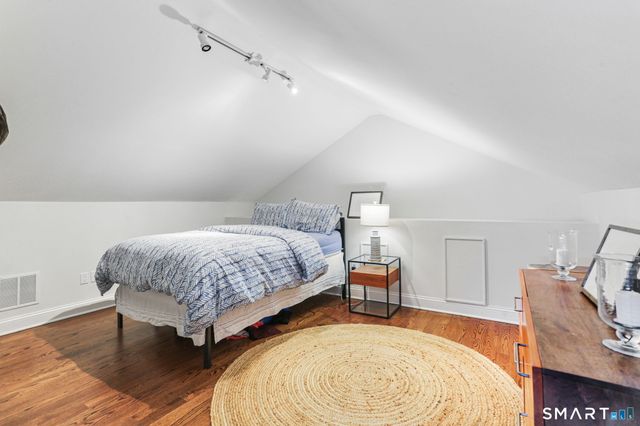 127 Spruce Street 127, Fairfield, CT 06890