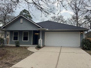 10 Druids Glen Place, The Woodlands, TX 77382