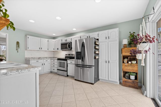 1321 HOFFMAN DRIVE, Jefferson City, MO 65101