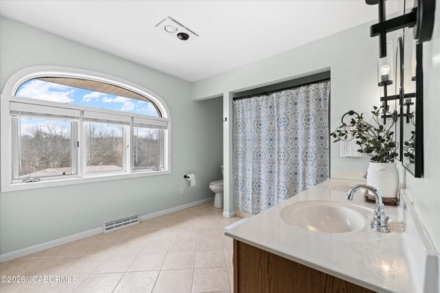 1321 HOFFMAN DRIVE, Jefferson City, MO 65101