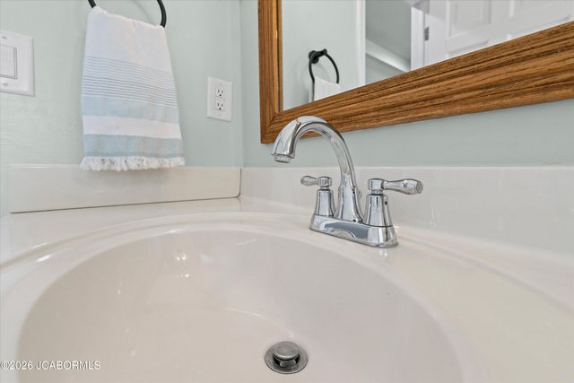 1321 HOFFMAN DRIVE, Jefferson City, MO 65101