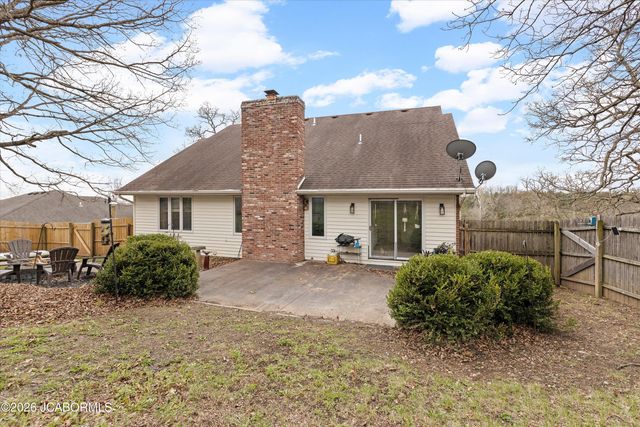 1321 HOFFMAN DRIVE, Jefferson City, MO 65101