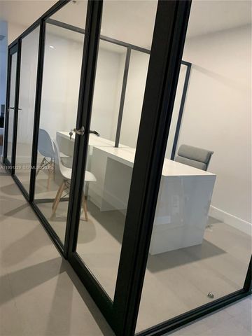 10850 NW 21st St 210, Sweetwater, FL 33172