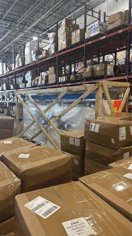 10850 NW 21st St 210, Sweetwater, FL 33172