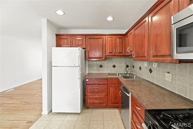 360 Imperial Lane, Fenton, MO 63026