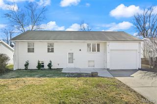 360 Imperial Lane, Fenton, MO 63026