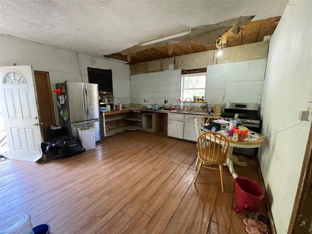 1617 6th Street, Brownwood, TX 76801