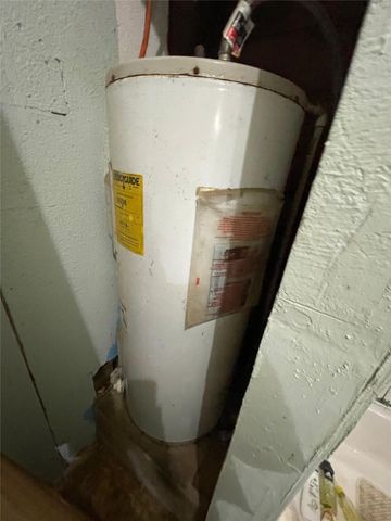 1617 6th Street, Brownwood, TX 76801