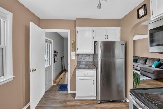 2222 Norton Avenue, Waukesha, WI 53188