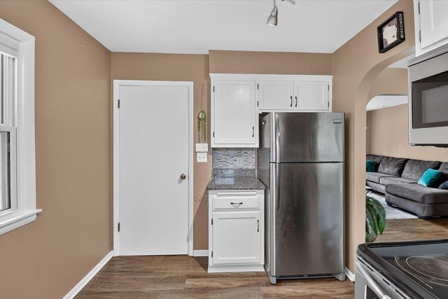 2222 Norton Avenue, Waukesha, WI 53188
