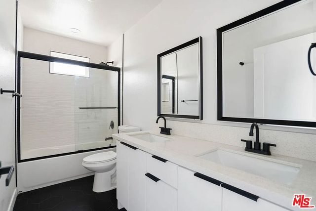 1726 Menlo Avenue 1, Los Angeles, CA 90006