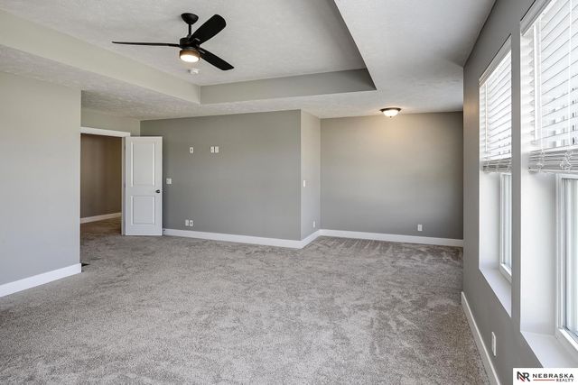 20811 Jeannie Lane, Gretna, NE 68028