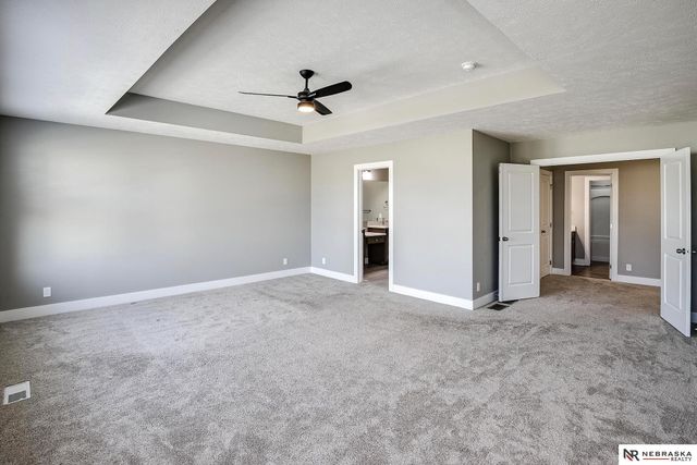 20811 Jeannie Lane, Gretna, NE 68028