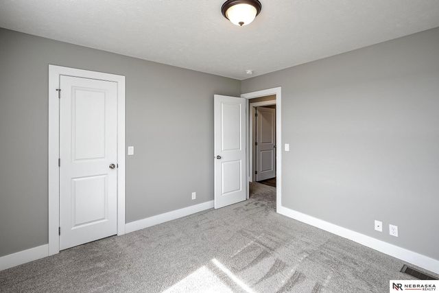 20811 Jeannie Lane, Gretna, NE 68028