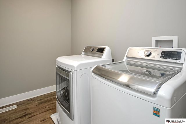 20811 Jeannie Lane, Gretna, NE 68028