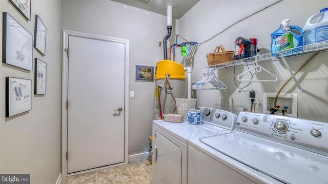 243 LILY RD, Egg Harbor Twp, NJ 08234