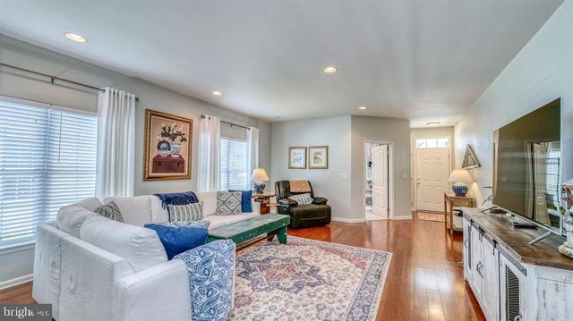 243 LILY RD, Egg Harbor Twp, NJ 08234