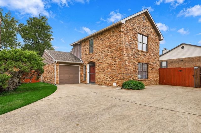 3136 Harbinger Lane, Dallas, TX 75287