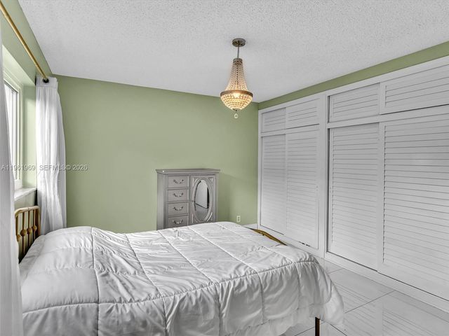 1400 S 19th Ave 1, Hollywood, FL 33020