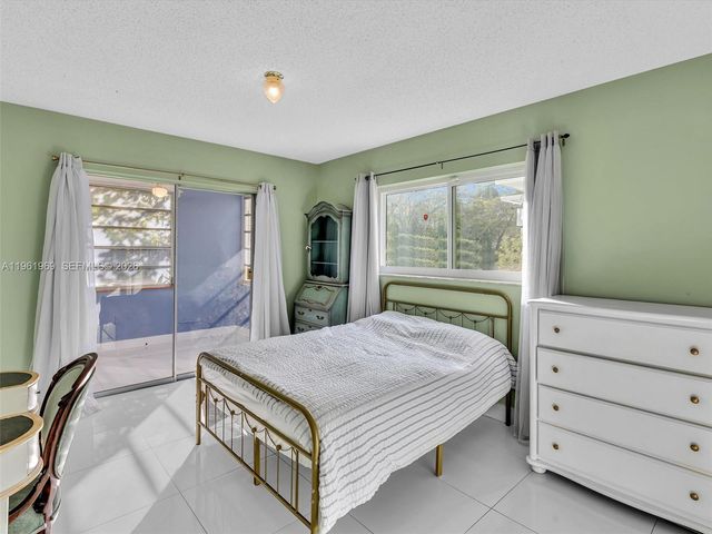 1400 S 19th Ave 1, Hollywood, FL 33020
