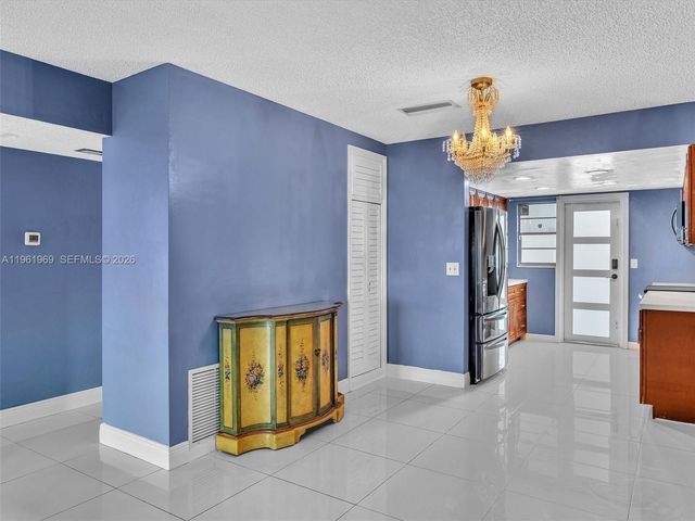 1400 S 19th Ave 1, Hollywood, FL 33020