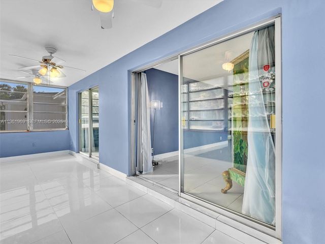 1400 S 19th Ave 1, Hollywood, FL 33020