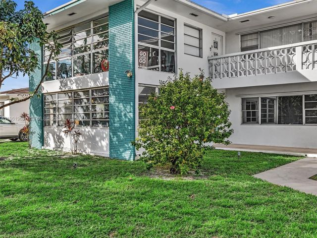 1400 S 19th Ave 1, Hollywood, FL 33020