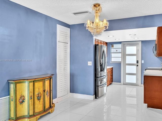 1400 S 19th Ave 1, Hollywood, FL 33020