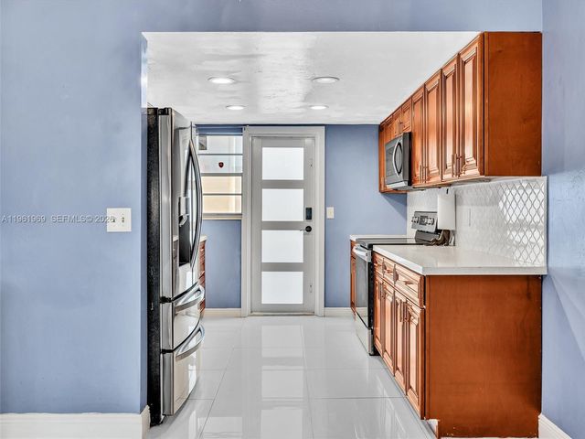 1400 S 19th Ave 1, Hollywood, FL 33020