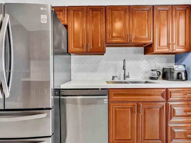 1400 S 19th Ave 1, Hollywood, FL 33020