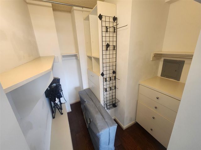 5150 Hidalgo Street 1403, Houston, TX 77056