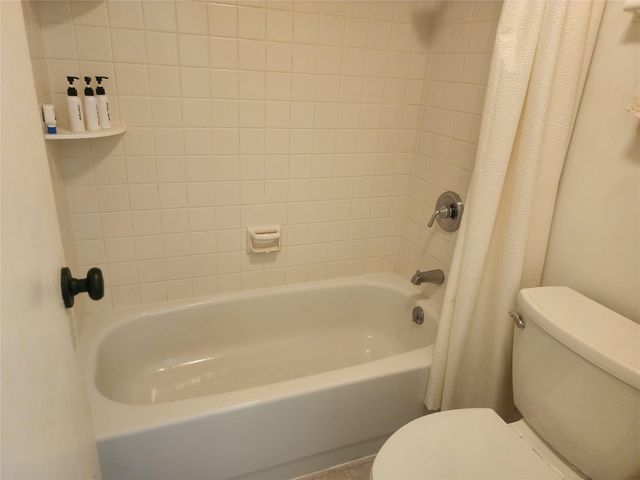 5150 Hidalgo Street 1403, Houston, TX 77056